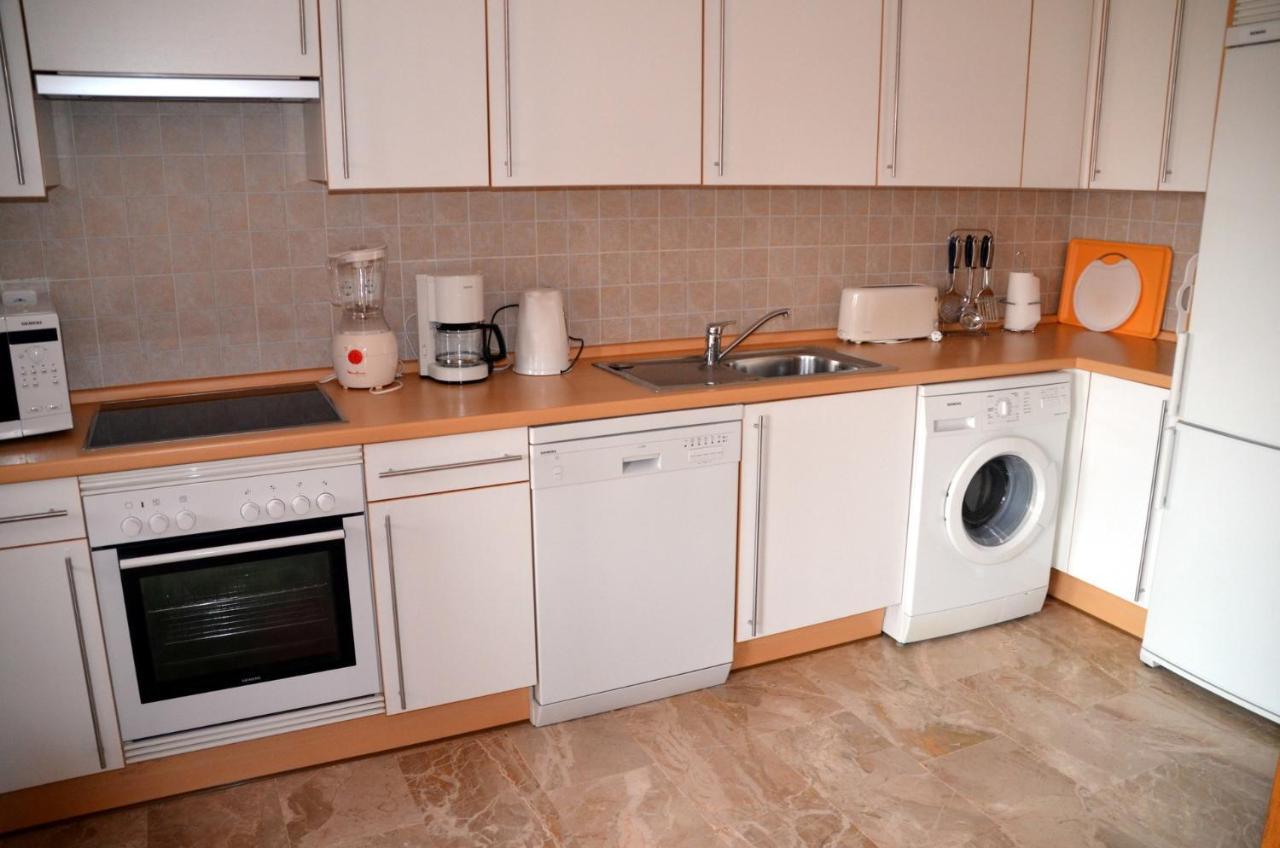 Luxury 2-Bedrooms & Bathrooms Estepona Apartment Exteriör bild