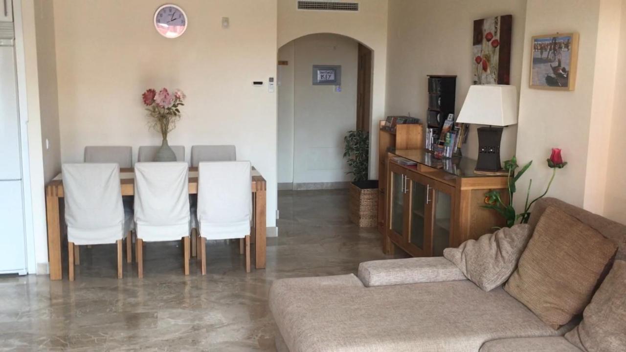 Luxury 2-Bedrooms & Bathrooms Estepona Apartment Exteriör bild